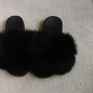 Fluffy Black Fur Slides Sz 6.5/7
